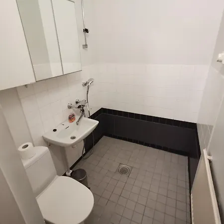 Beautiful 2 Bed Sauna Facility In