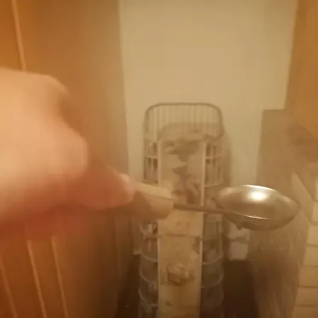 Beautiful 2 Bed Sauna Facility In