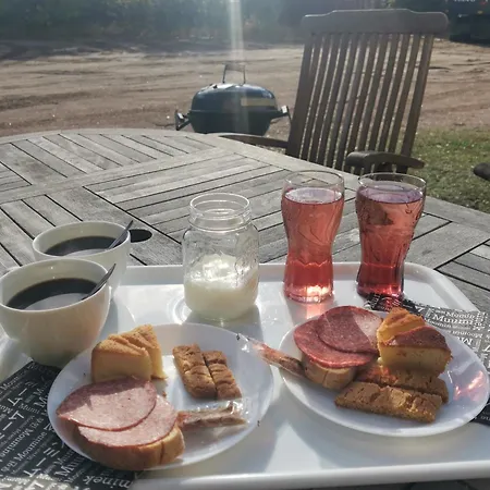 Beautiful 2 Bed Sauna Facility In Κότκα